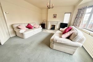 Lounge- click for photo gallery